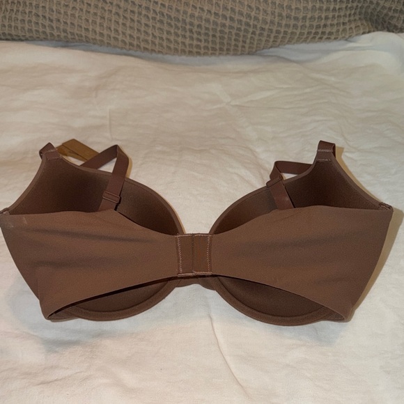 SKIMS Fits Everybody Push-up Br - Picture 2 of 5